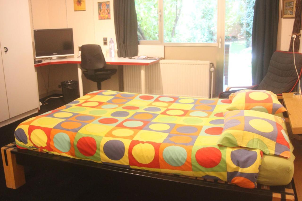 B&B Middelheim アントウェルペン エクステリア 写真