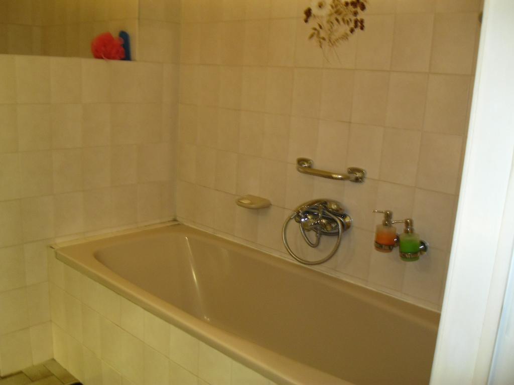 B&B Middelheim アントウェルペン 部屋 写真